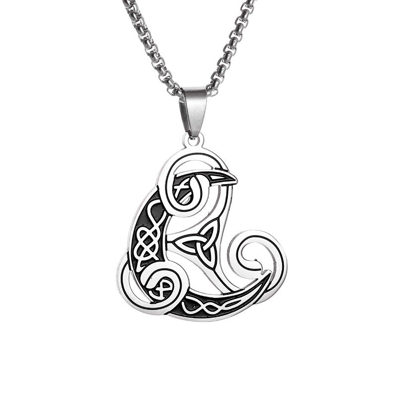 Eueavan Celtic Trinity Knot Necklace