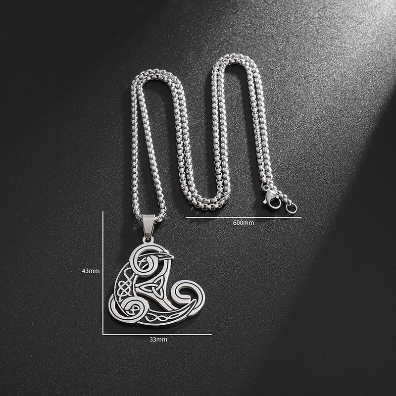 Eueavan Celtic Trinity Knot Necklace